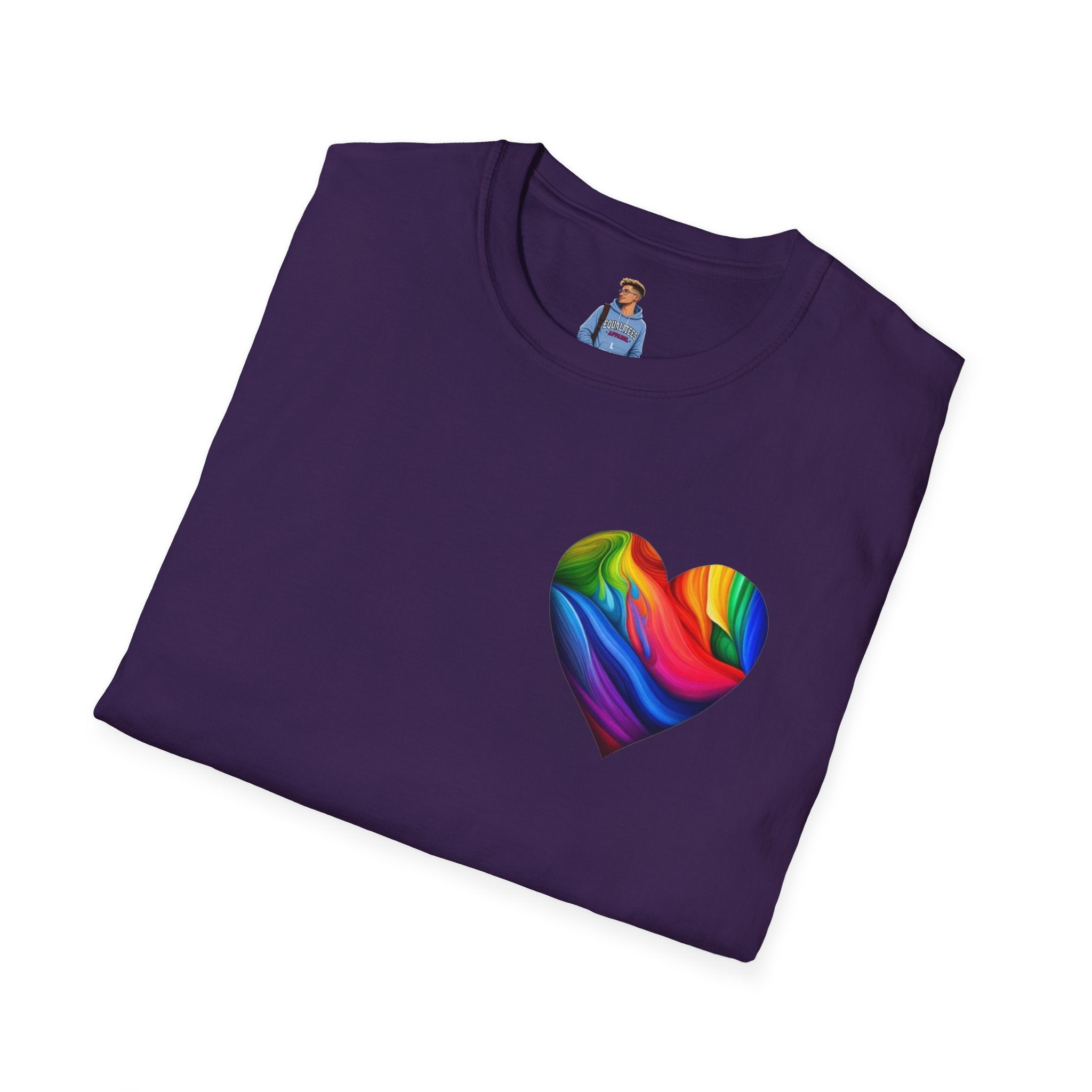 Camiseta unisex Softstyle - Diseño de corazón de orgullo con la frase 'La existencia es resistencia'