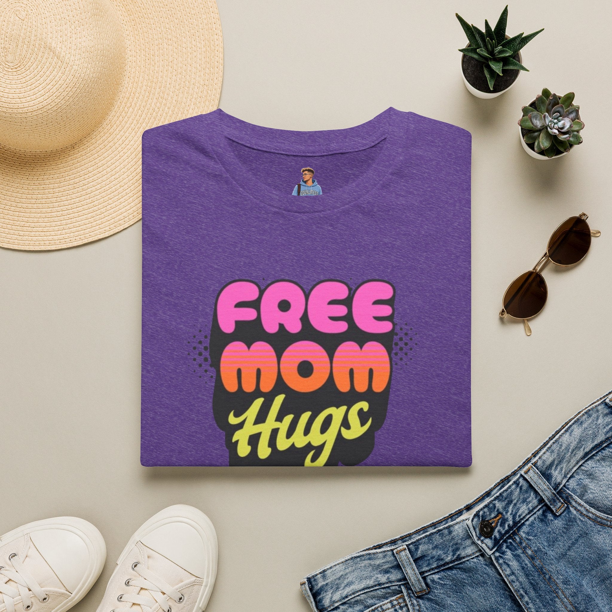 Free Mom Hugs Unisex Softstyle T-Shirt