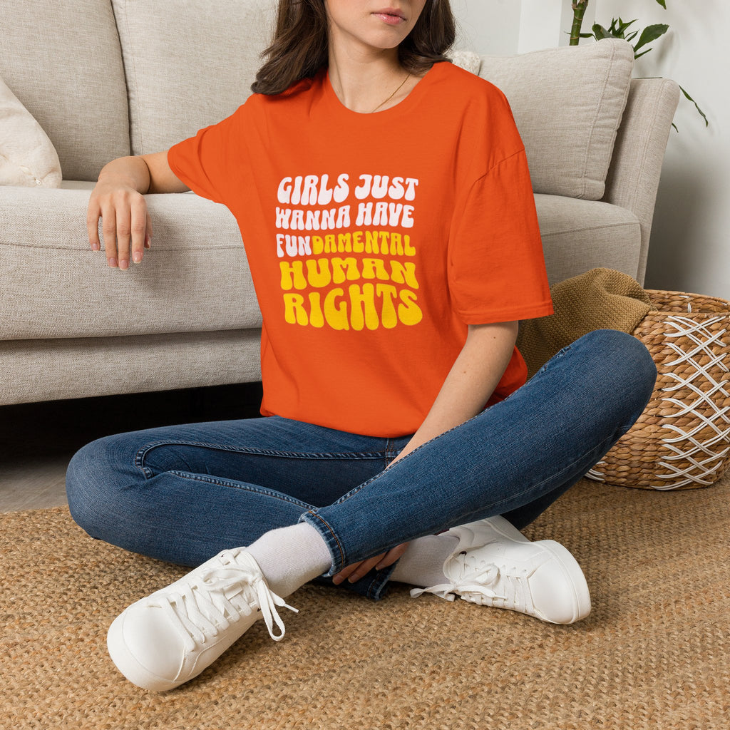 Camiseta unisex de estilo suave "Girls Just Wanna Have Fundamental Human Rights"