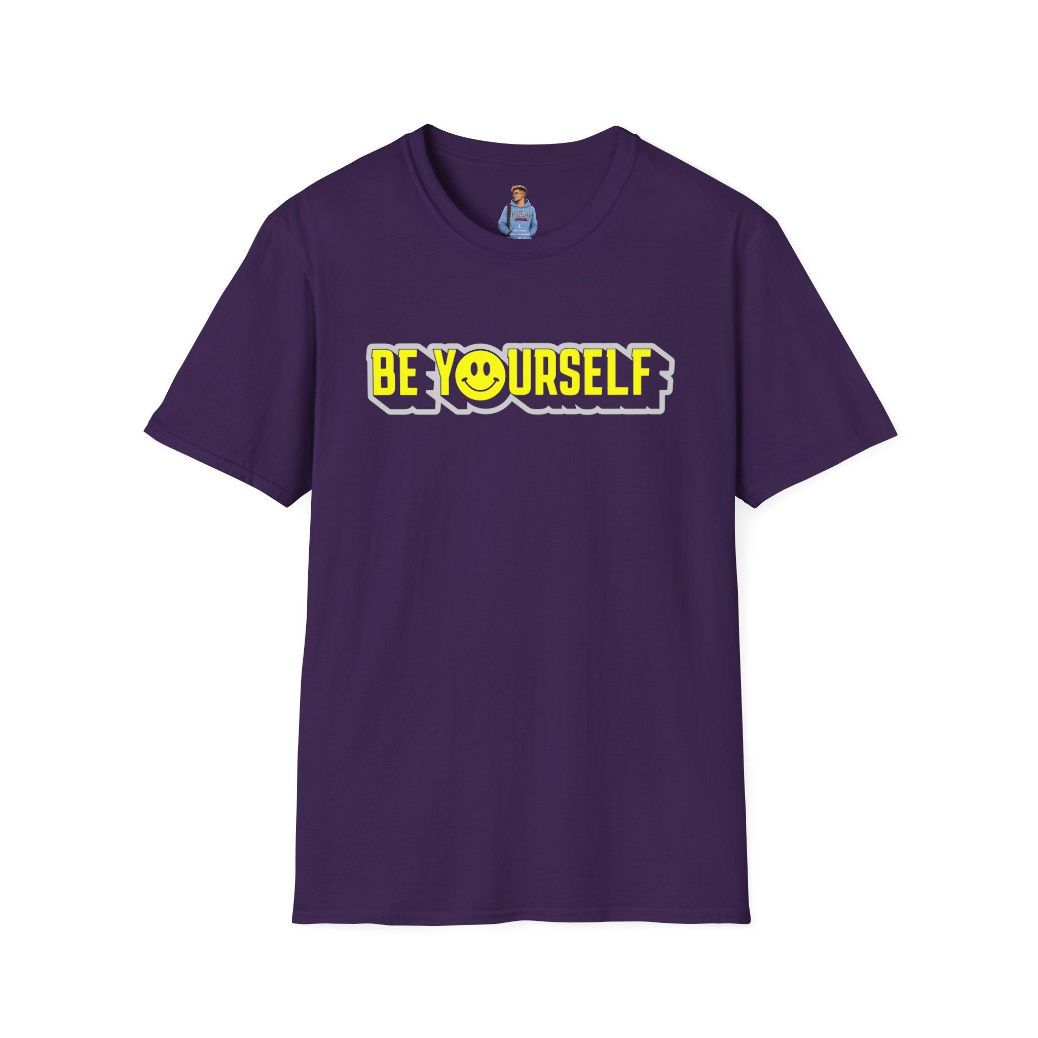 Camiseta unisex de estilo suave con el mensaje "Sé tú mismo" y "Smiley"