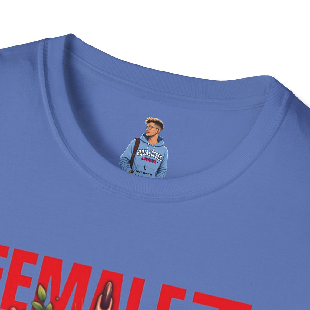 Camiseta unisex femenina Fierce: camiseta con estampado floral de estilo suave