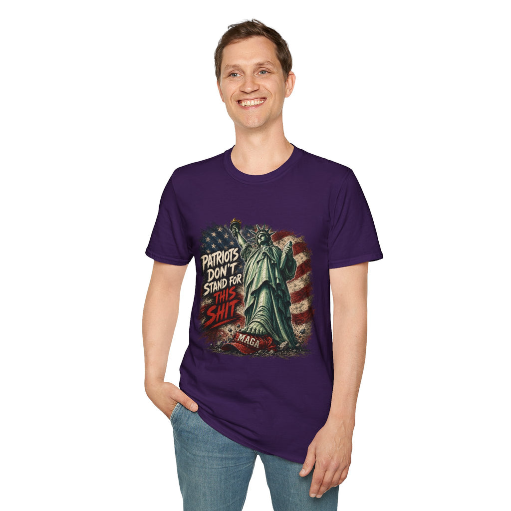 Patriots Don’t Stand For This T-Shirt — Statue of Liberty & Distressed Flag Graphic